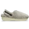Unfurgettable Cozy Clog